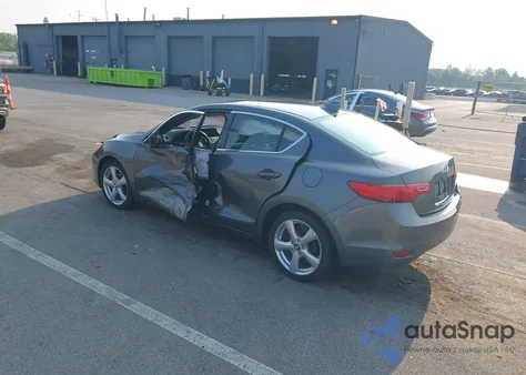 2013 Acura Ilx 2.0L из США, поврежденный, VIN 19VDE1F56DE005978